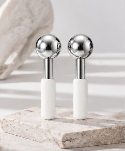 Duo Ice Globes Lumivae en acier inoxydable sur socle en marbre